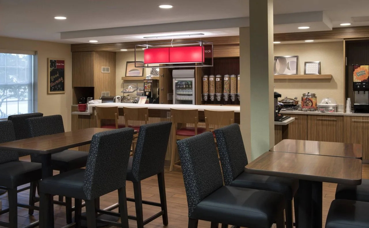 Photo - TownePlace Suites Chicago Lombard