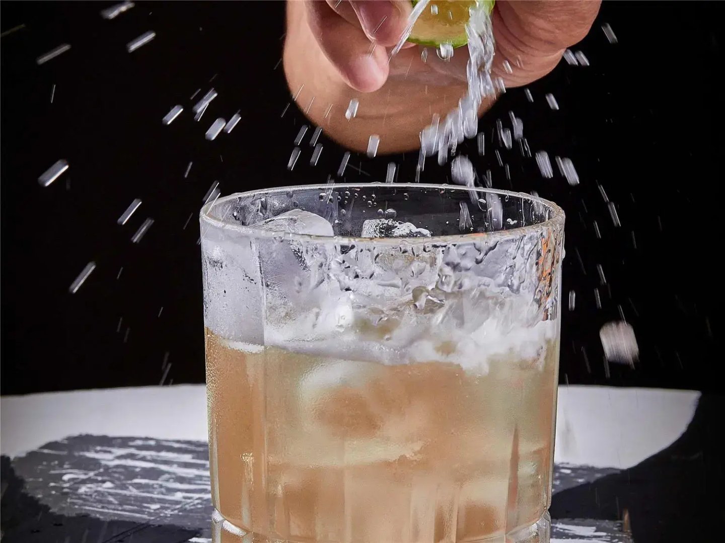 Foto - TRIBE Phnom Penh Post Office