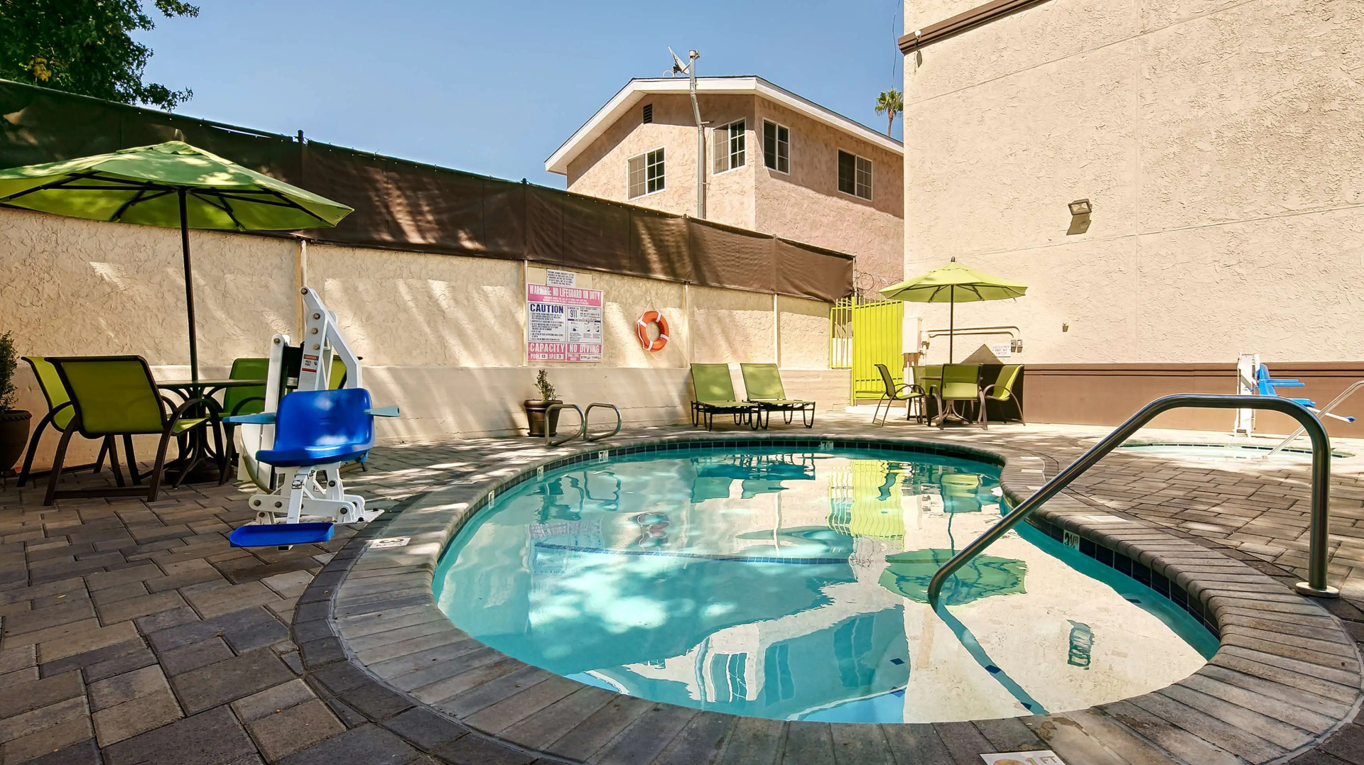 Photo - Best Western Plus Glendale