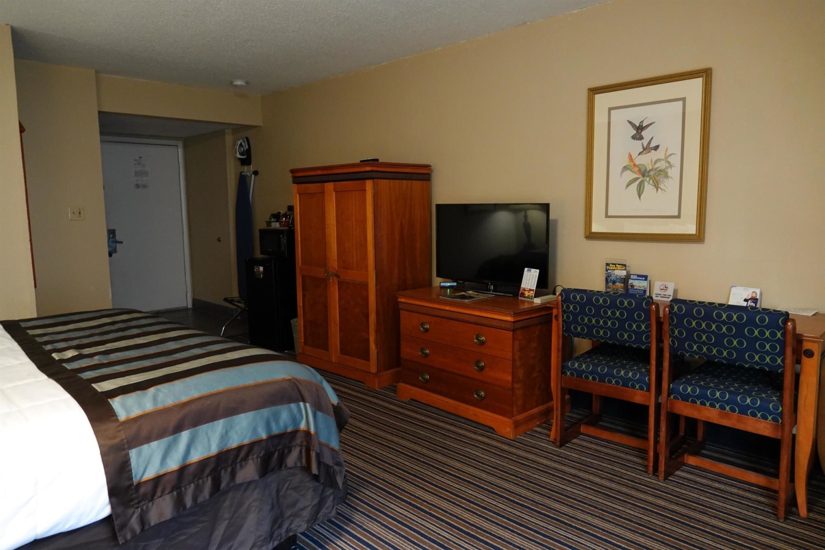 Photo - SureStay Plus Hotel by Best Western Gatlinburg
