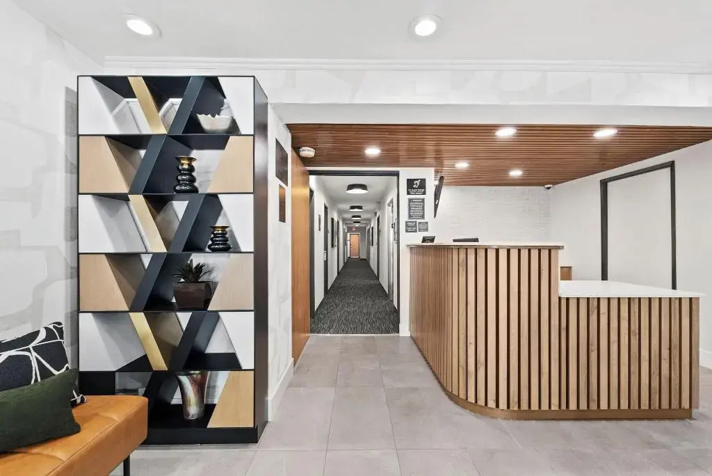 Foto - Royal Palace Westwood Hotel