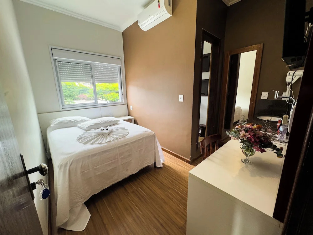 Hotel Bandeirantes
