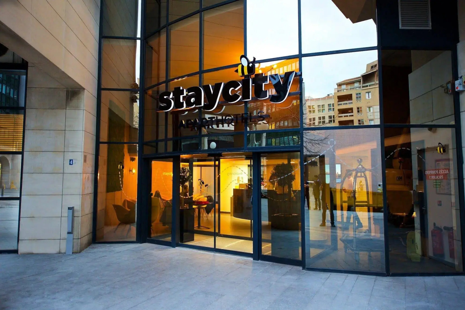 Foto - Staycity Aparthotels Marseille Centre Vieux Port