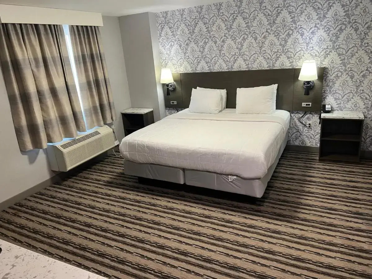 Photo - The Essence Hotel at JFK