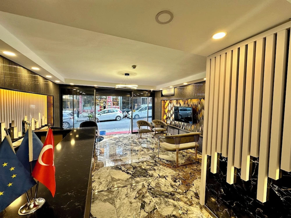 Photo - Crowned Exclusive Hotel