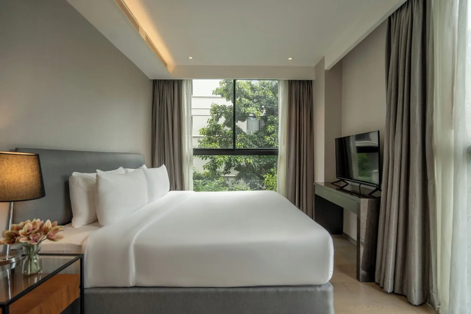 Photo - Walton Suites Sukhumvit