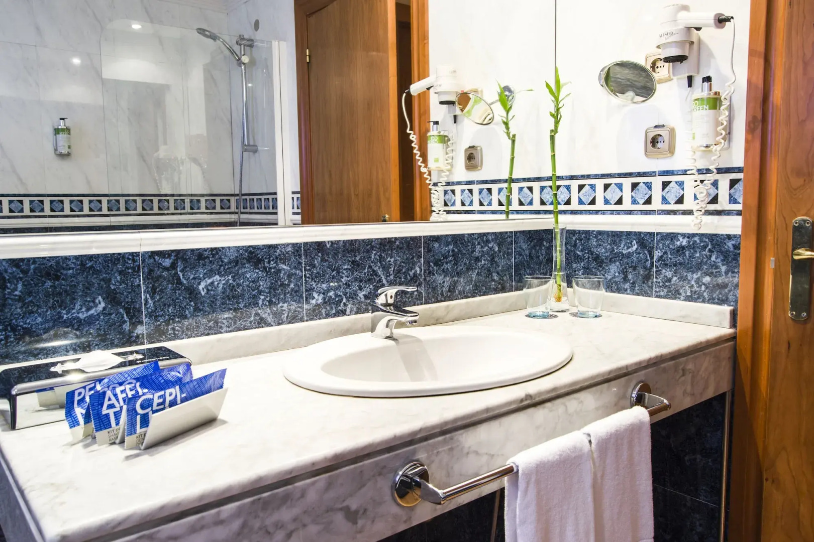 Photo - Hotel Zentral Gijón Rey Pelayo