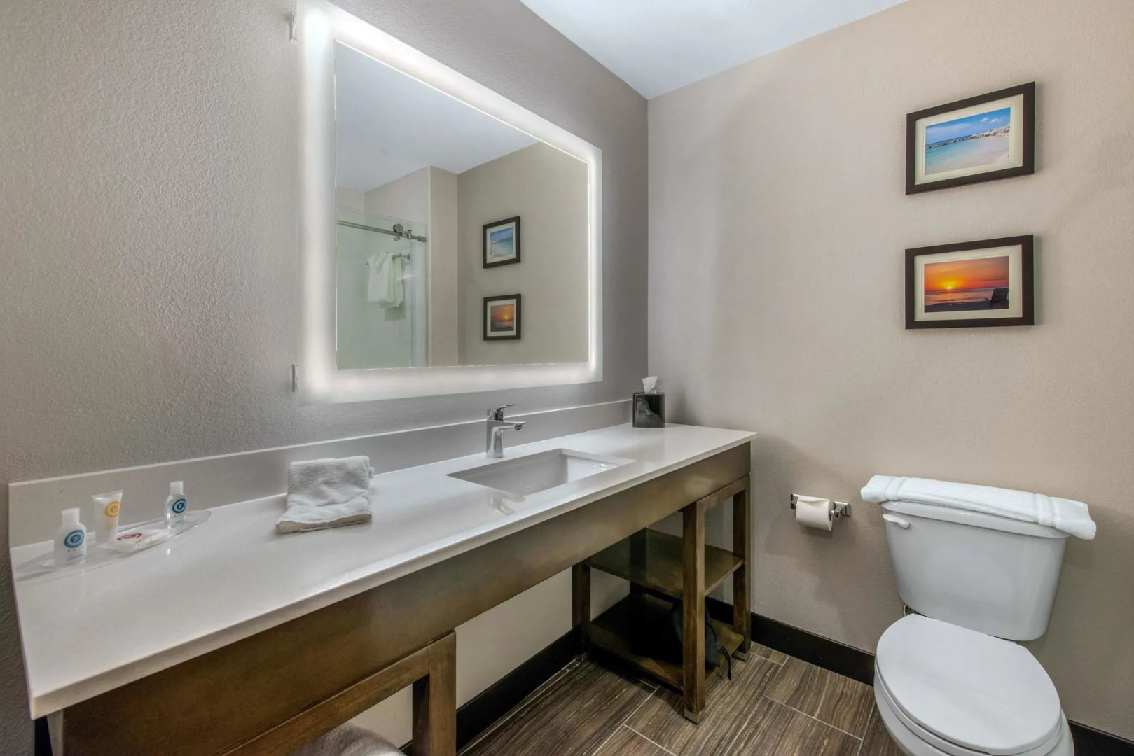 Foto - Comfort Suites Fort Lauderdale Airport & Cruise Port