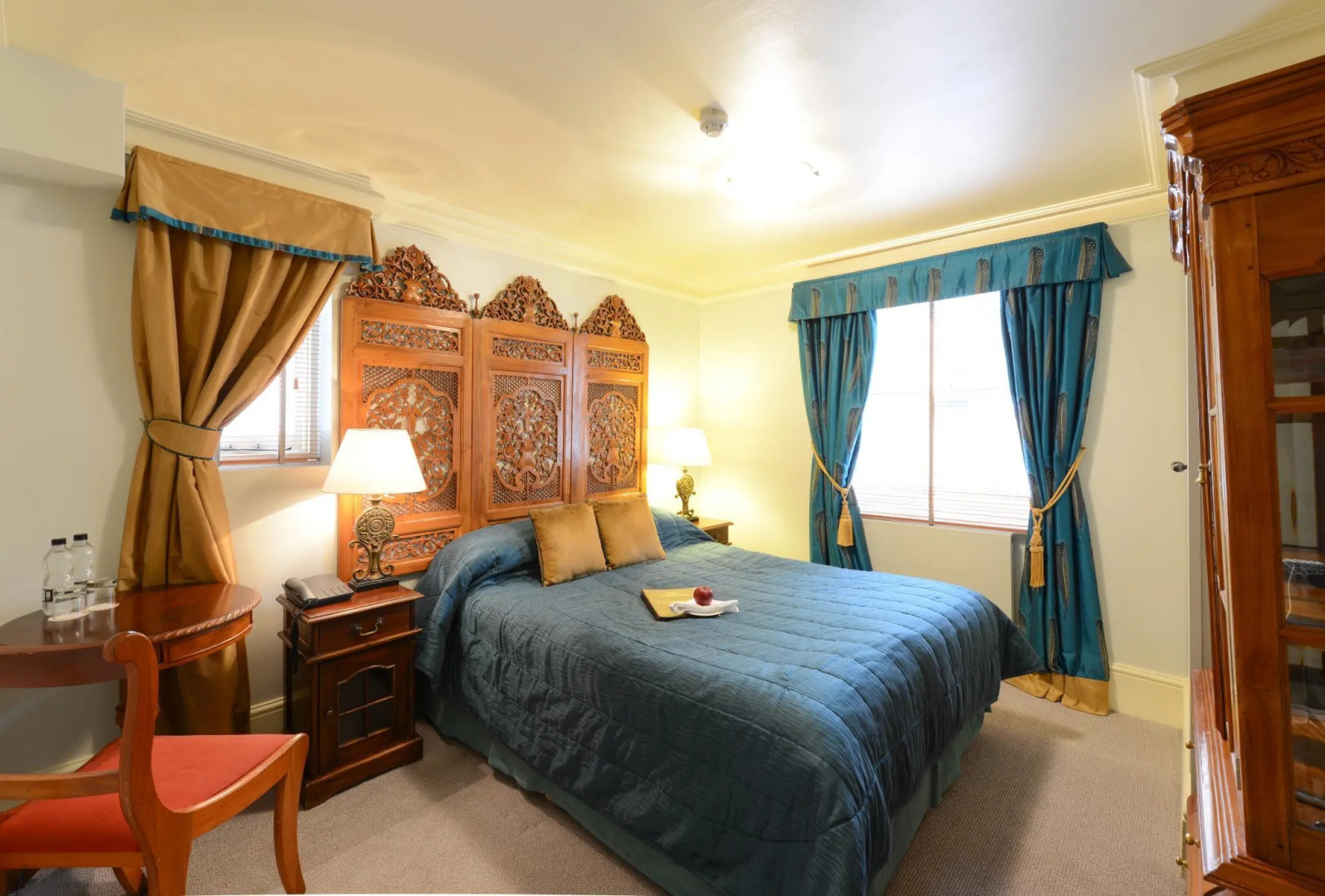 Photo - Twenty Nevern Square Hotel