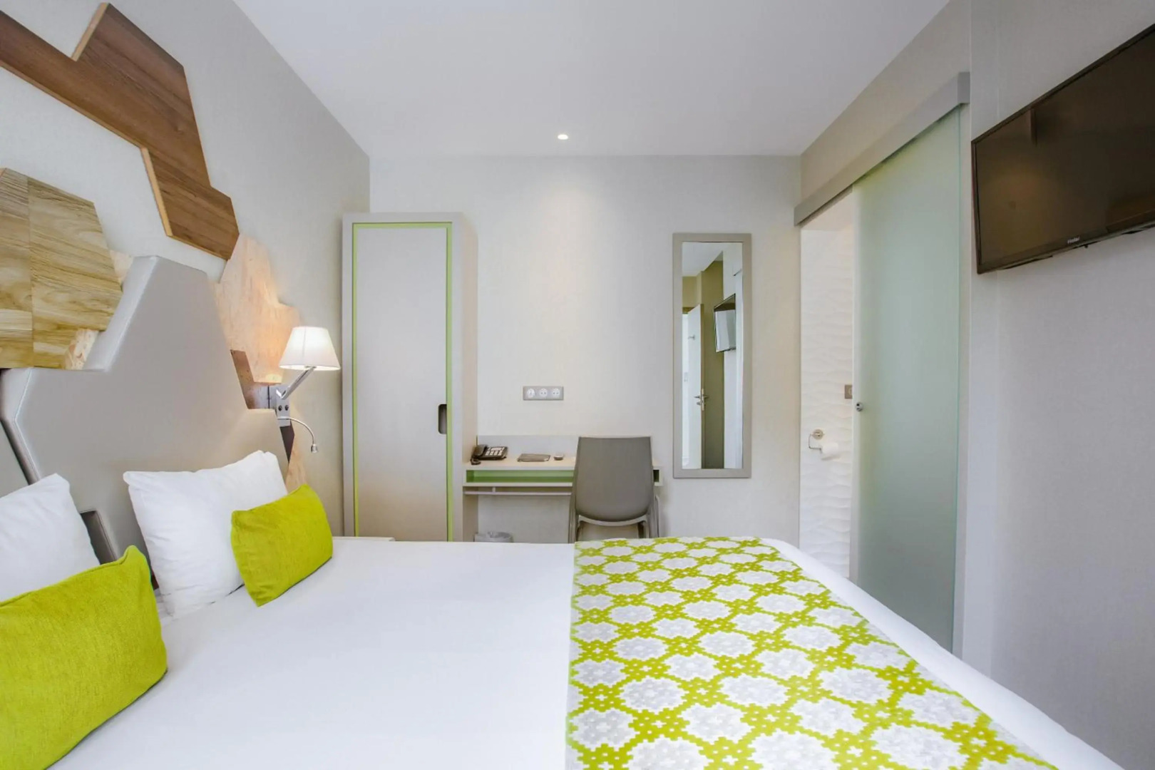 Photo - Prince Albert Wagram