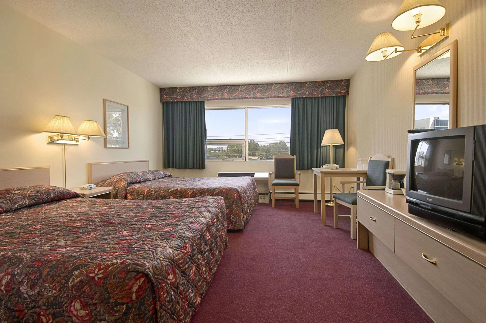 Photo - Metro Inn Calgary Northwest