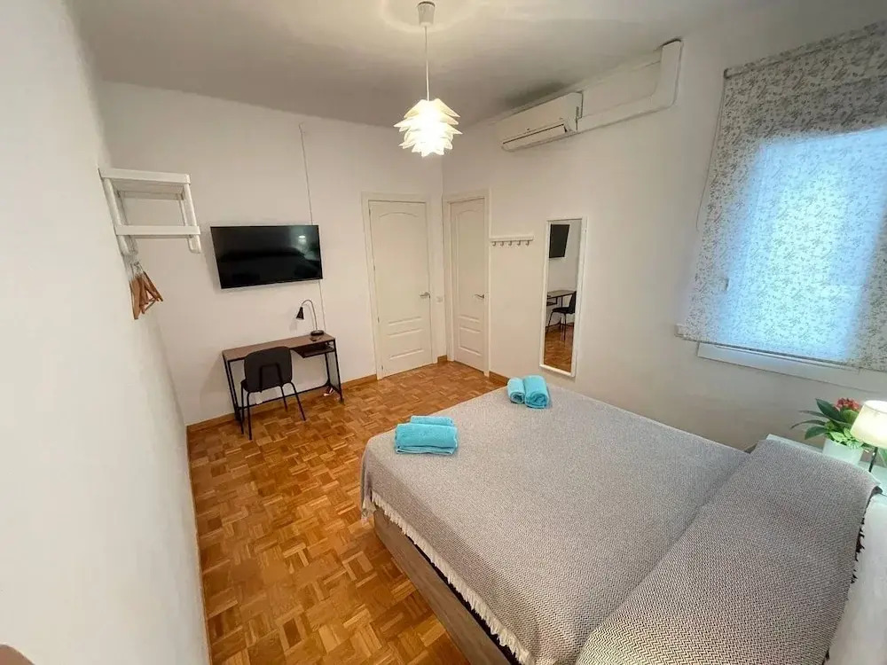 Photo - Rooms Nuevo Roger