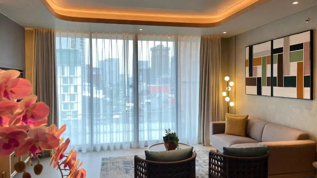 Photo - Morrissey Hotel