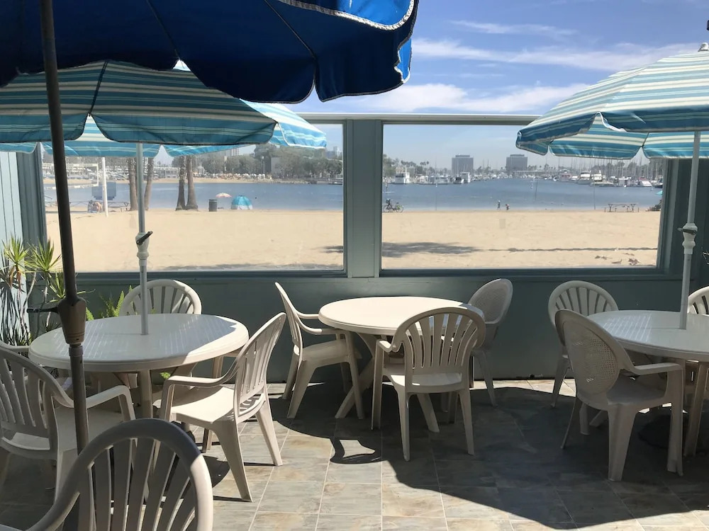 Photo - Foghorn Harbor Inn