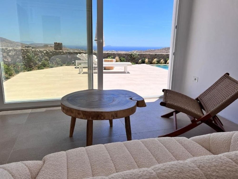 Foto - Sunrise Villa Sea View Private Pools