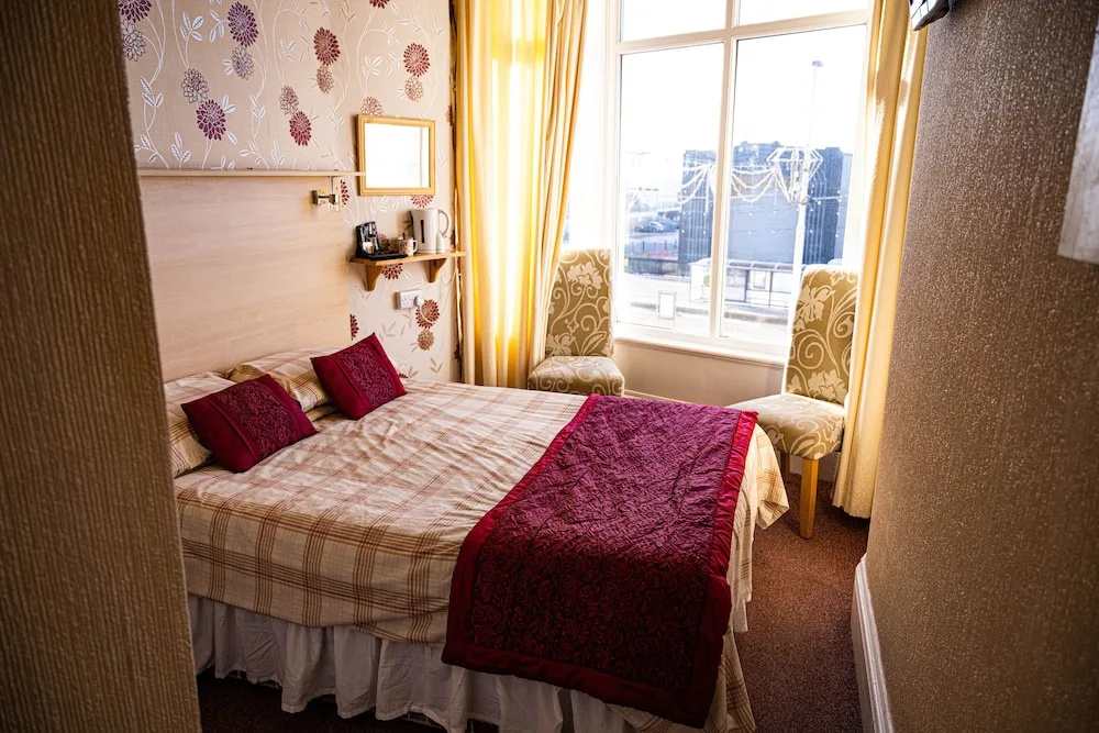 Photo - The Sands Hotel