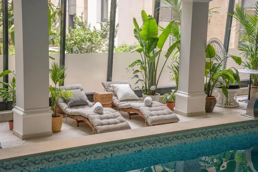 Foto - Queen's Court Hotel & Residence