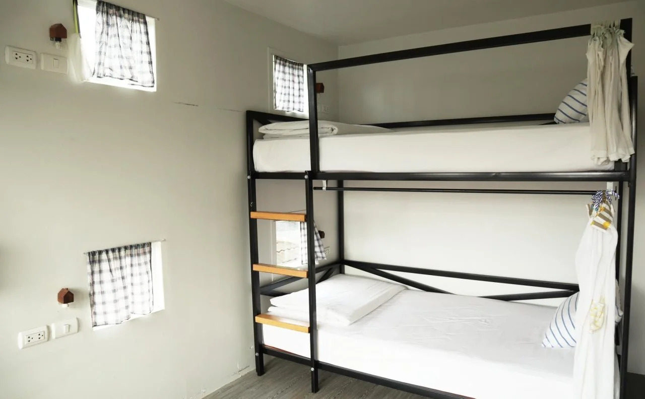 Foto - The Yard Bangkok Hostel