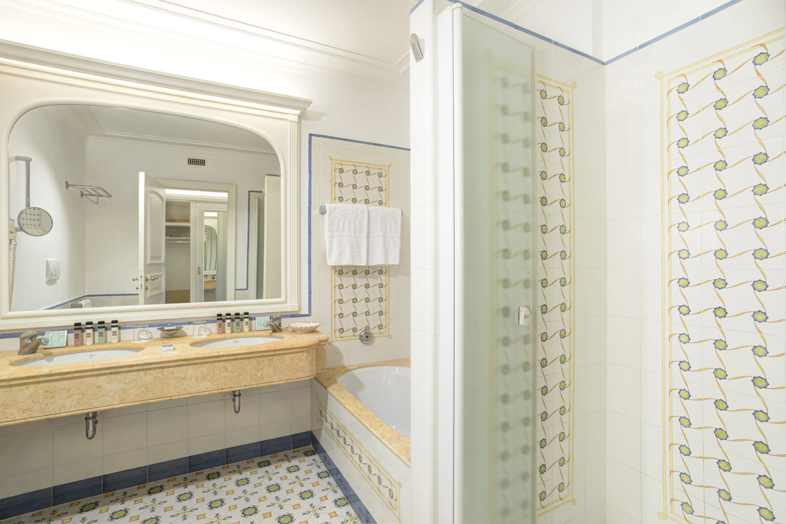Photo - Grand Hotel Capodimonte