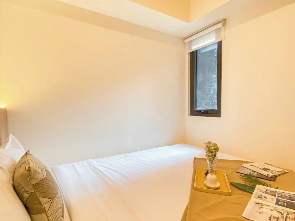 Homey And Modern 2Br At Meikarta Apartment