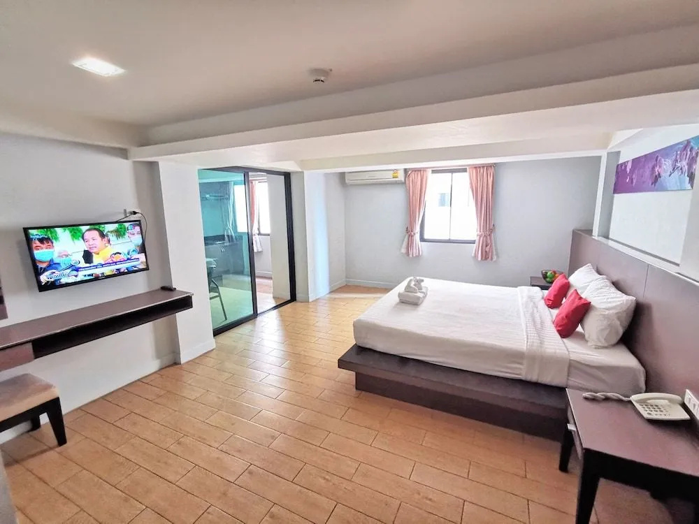 Foto - Scandia Beach Hotel - Soi 7 Best Location - 200m to Beach next to Food Market