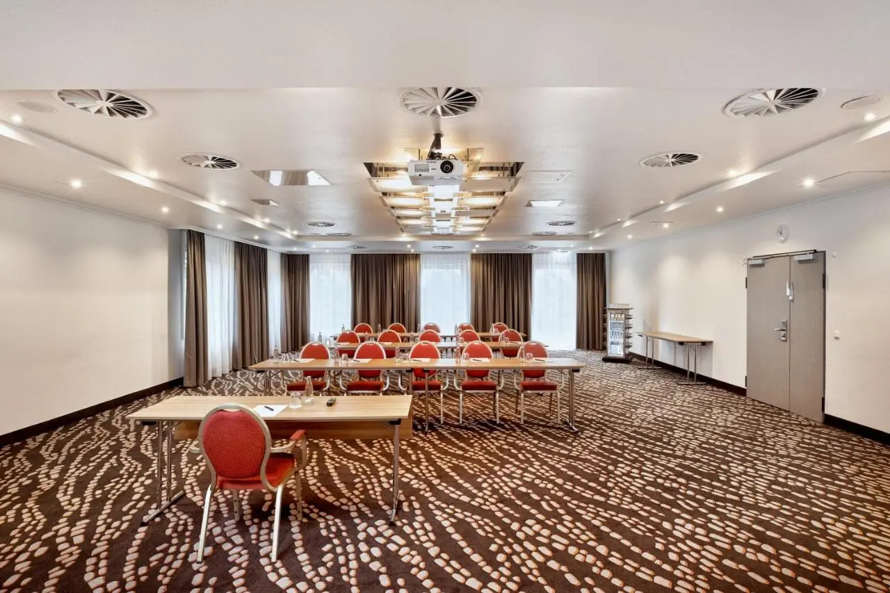 Photo - H+ Hotel Frankfurt Airport West