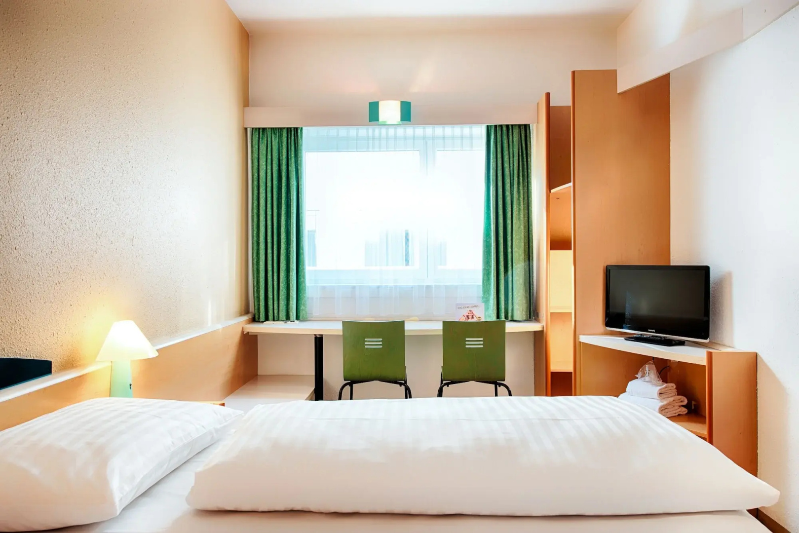Foto - ibis Salzburg Nord