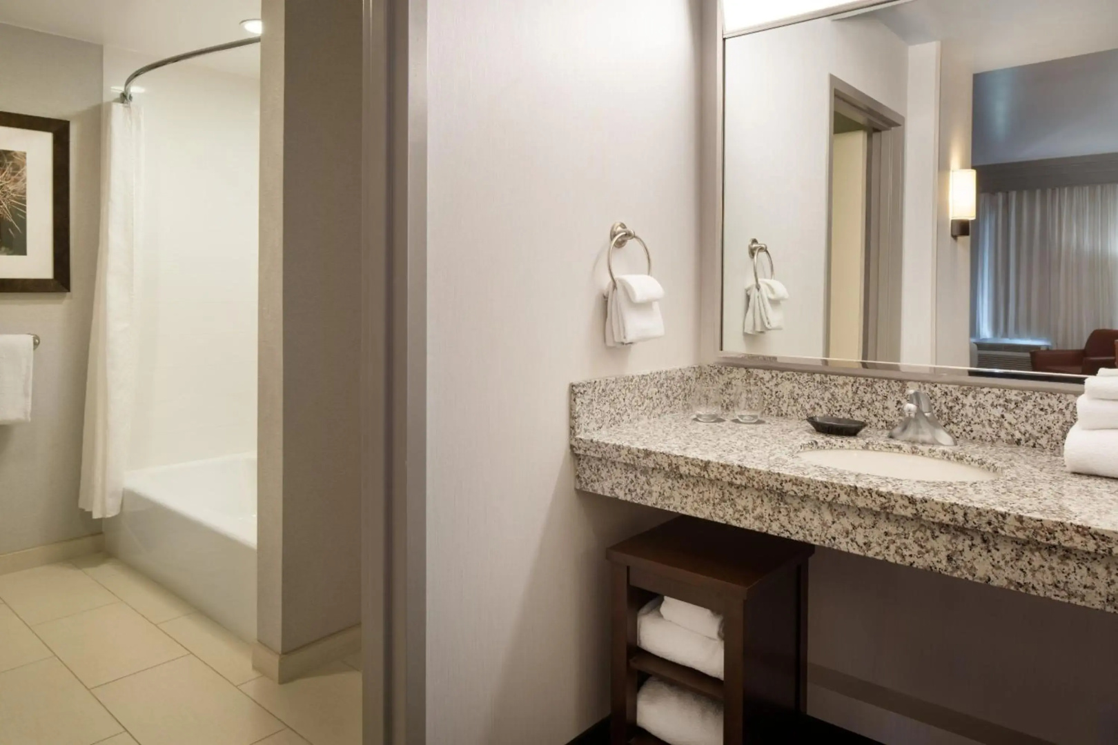 Photo - Courtyard by Marriott Scottsdale Salt River
