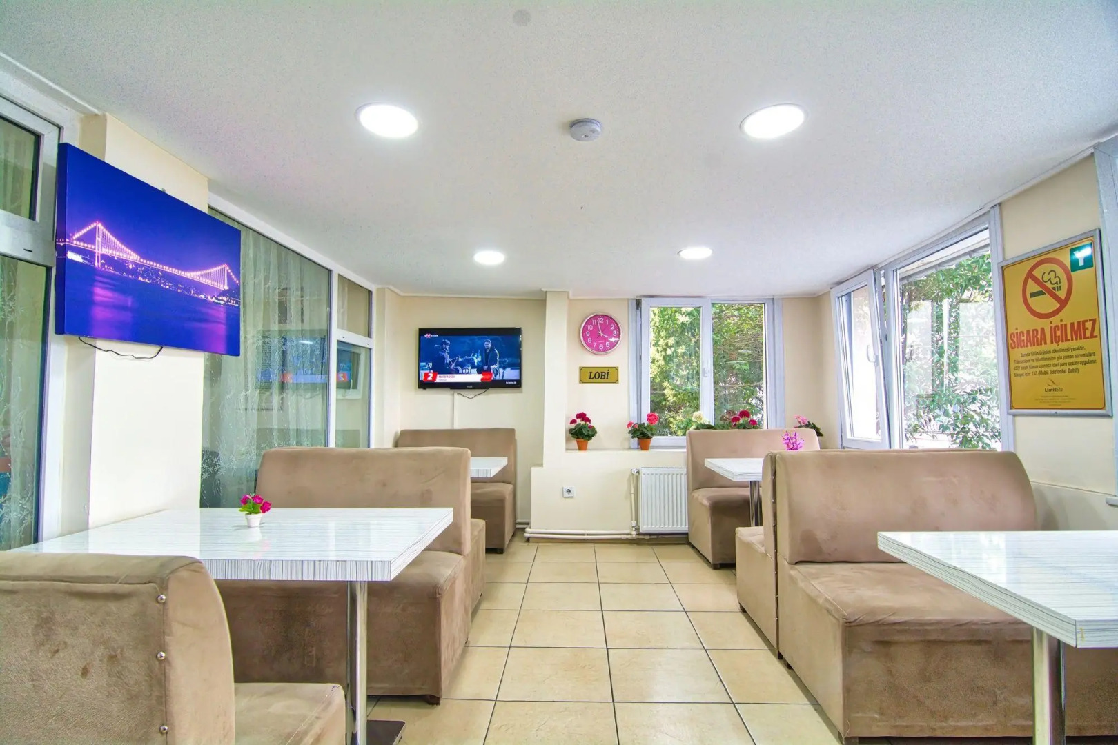 Photo - Ulubat Castle Hotel