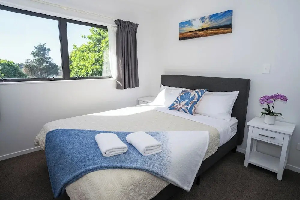 Photo - Yates Park Motel