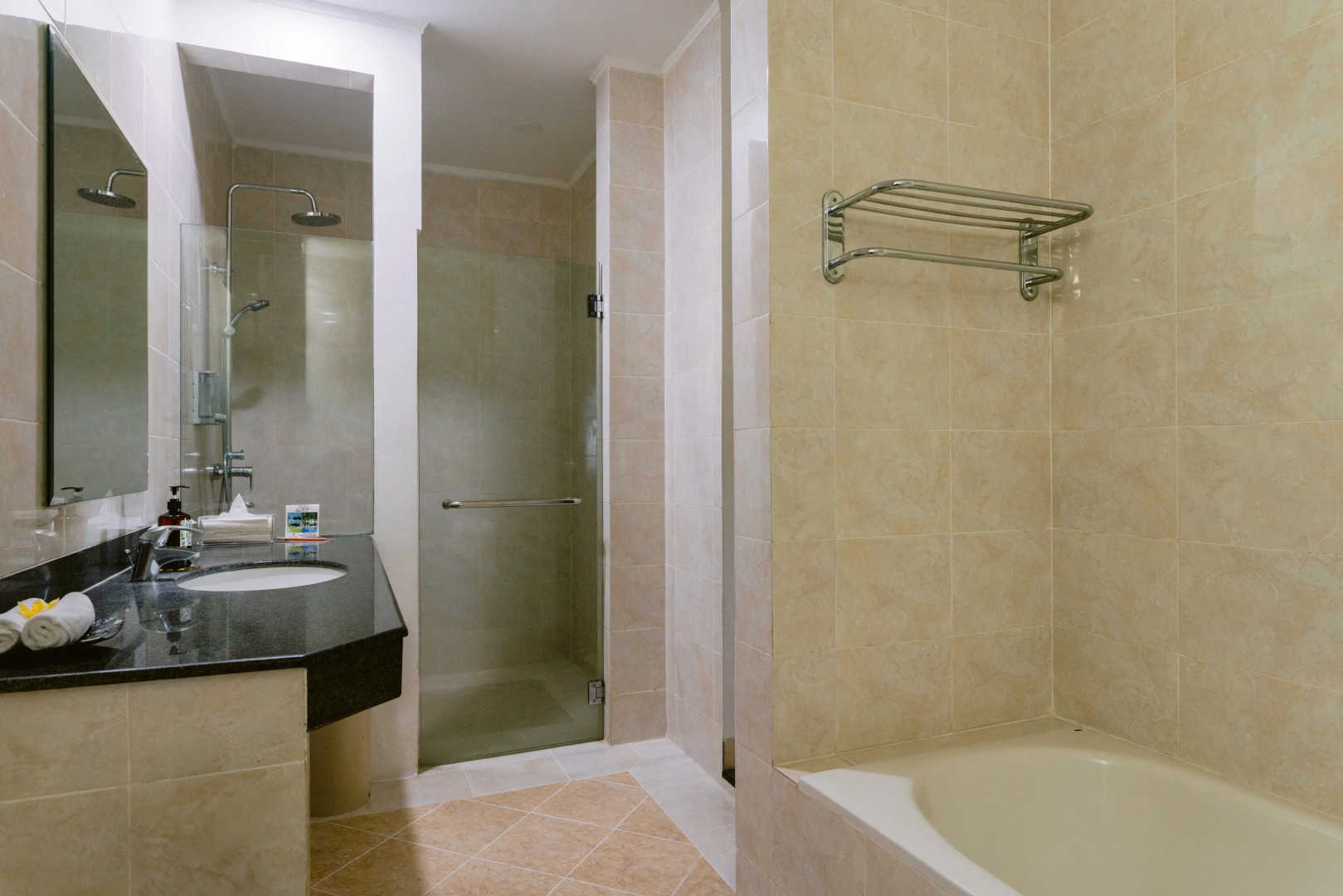 Photo - Legong Keraton Beach Hotel