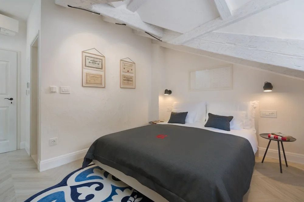 Photo - Palazzo De Bona