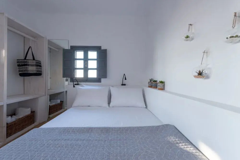 Foto - Phaos 1870, A restored Winery