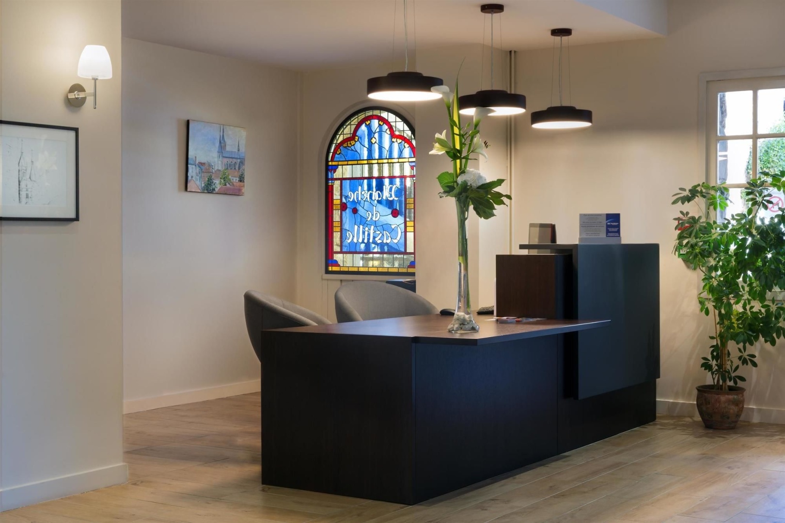 Foto - Best Western Blanche De Castille Dourdan