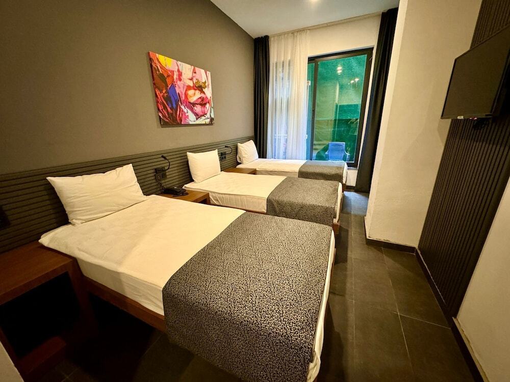 Photo - Wolf Of The City Hotel & Spa