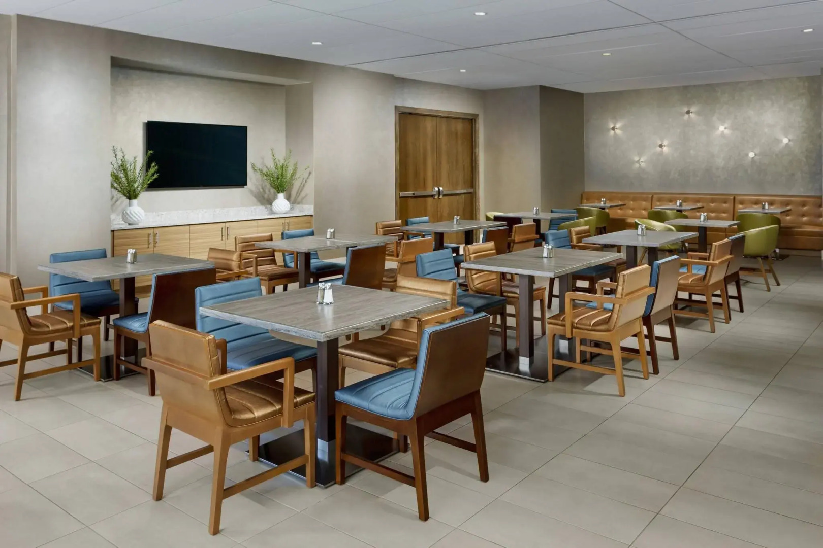 Photo - SpringHill Suites Chicago Downtown/River North