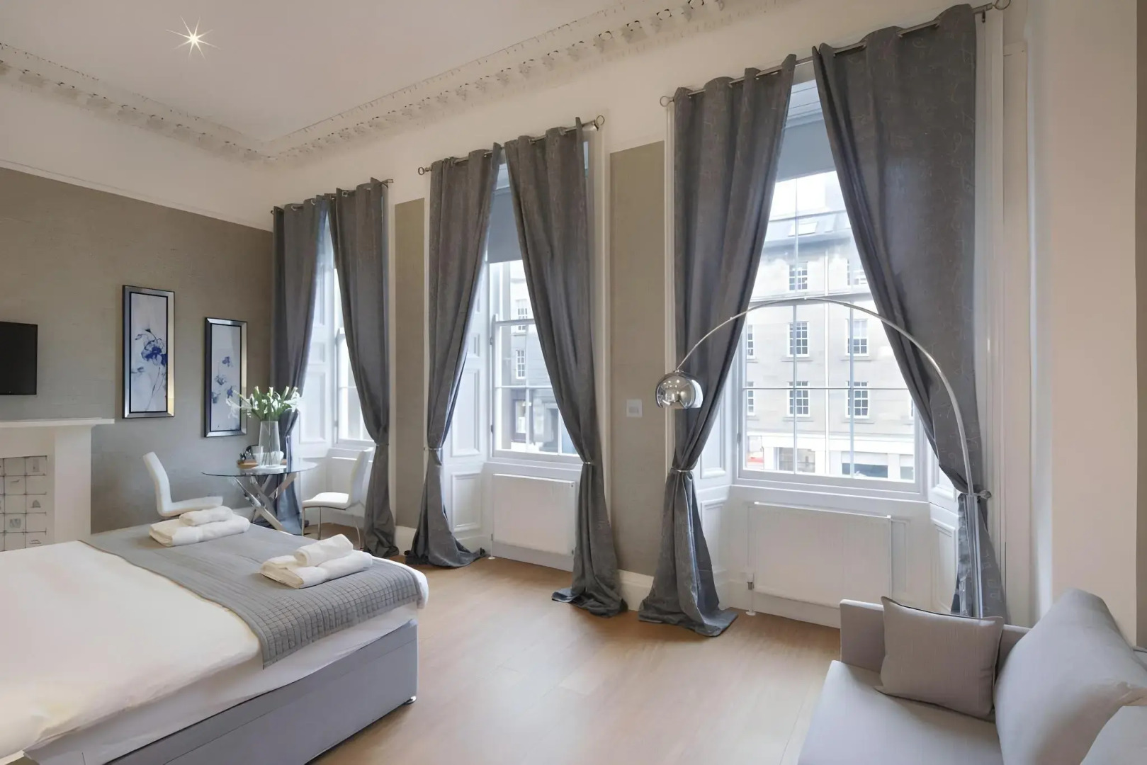 Photo - Hanover 71 Suites