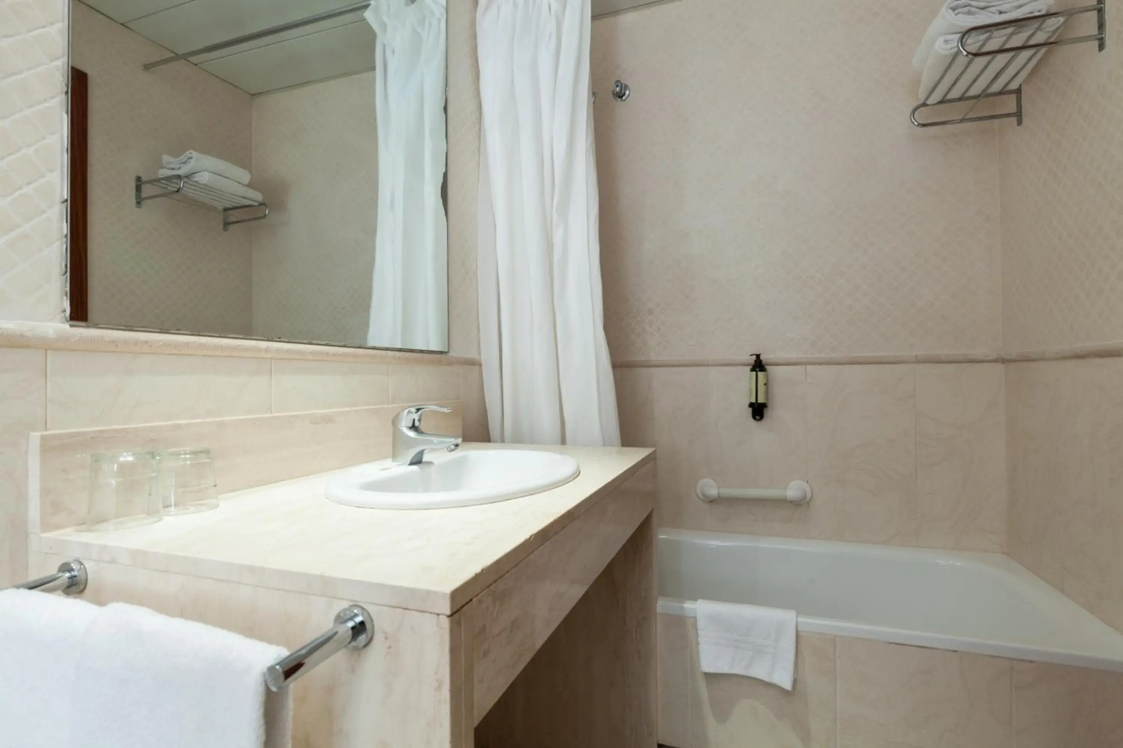 Photo - Hotel Pelayo