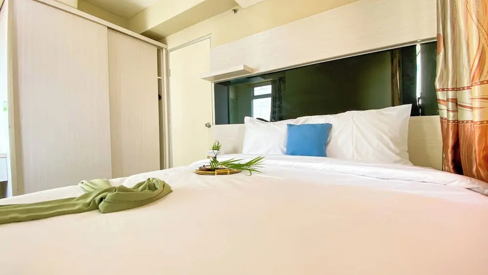 Comfortable And Homey 3Br Green Bay Pluit Apartment