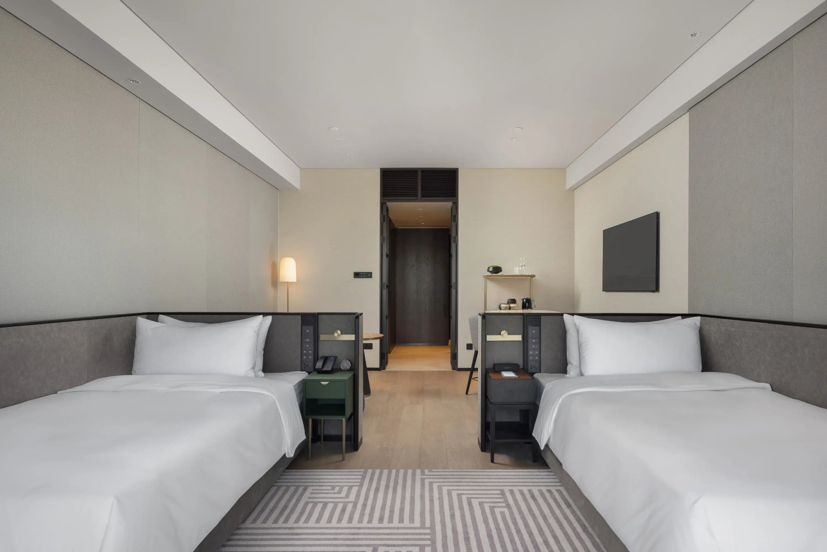 Photo - New World Guangzhou Hotel