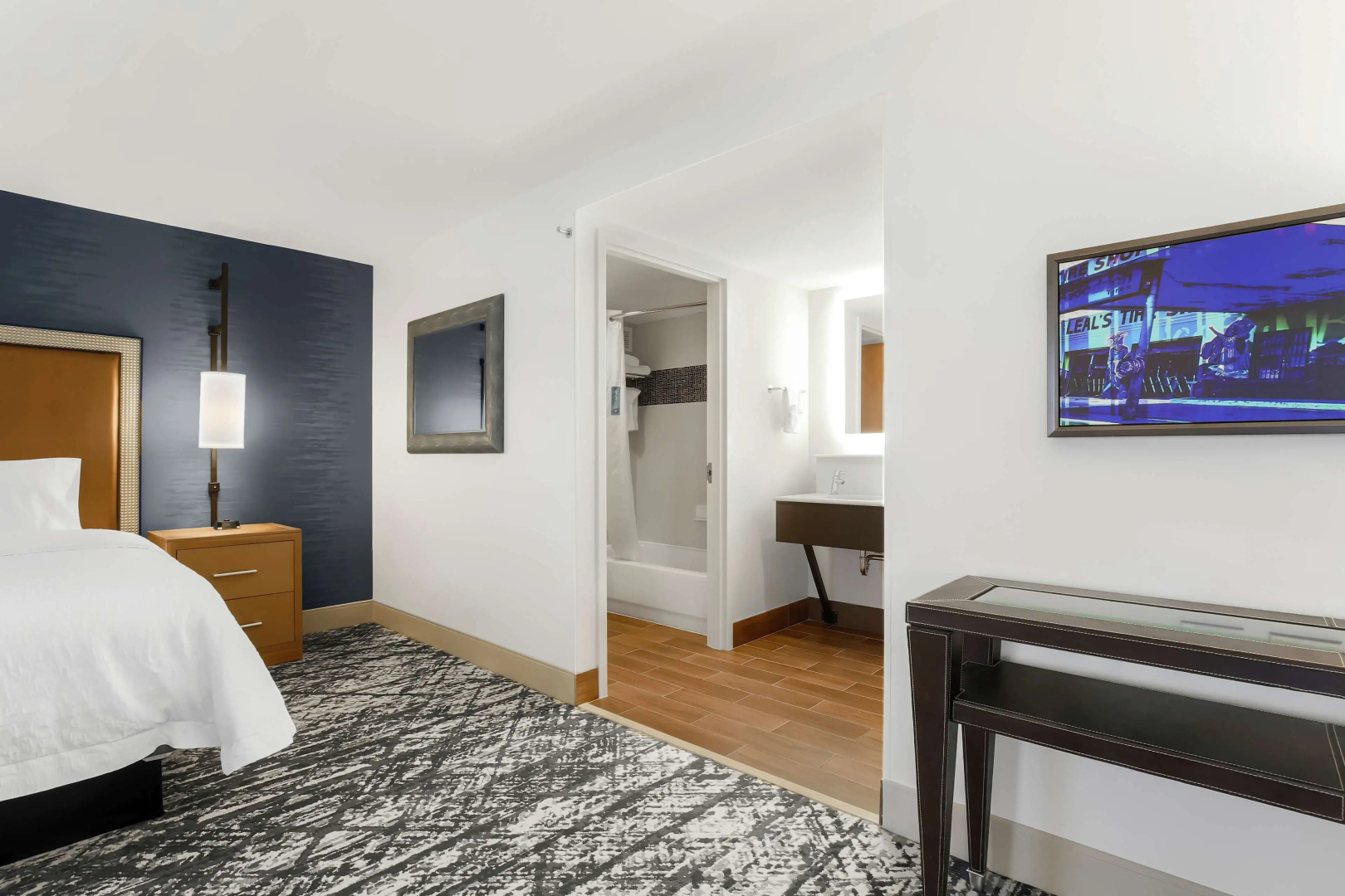 Photo - Hampton Inn & Suites Austin - Downtown