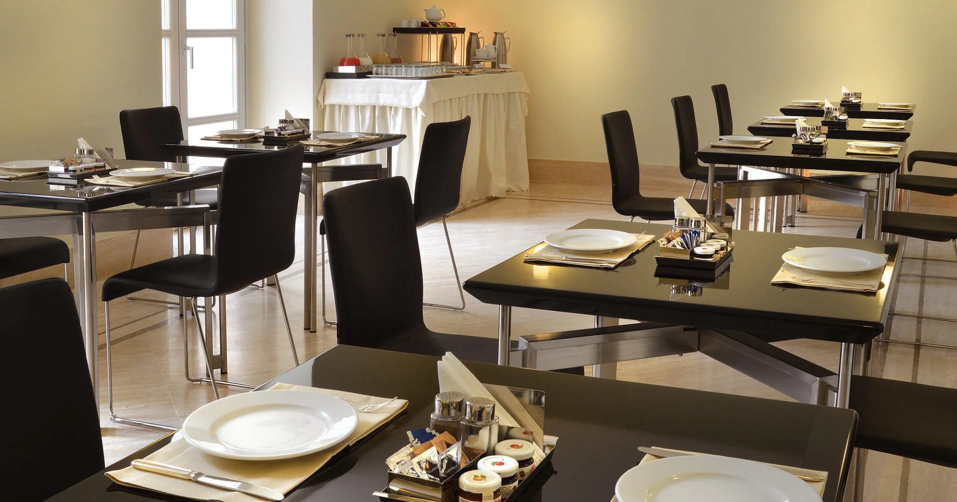 Foto - Palazzo Esedra