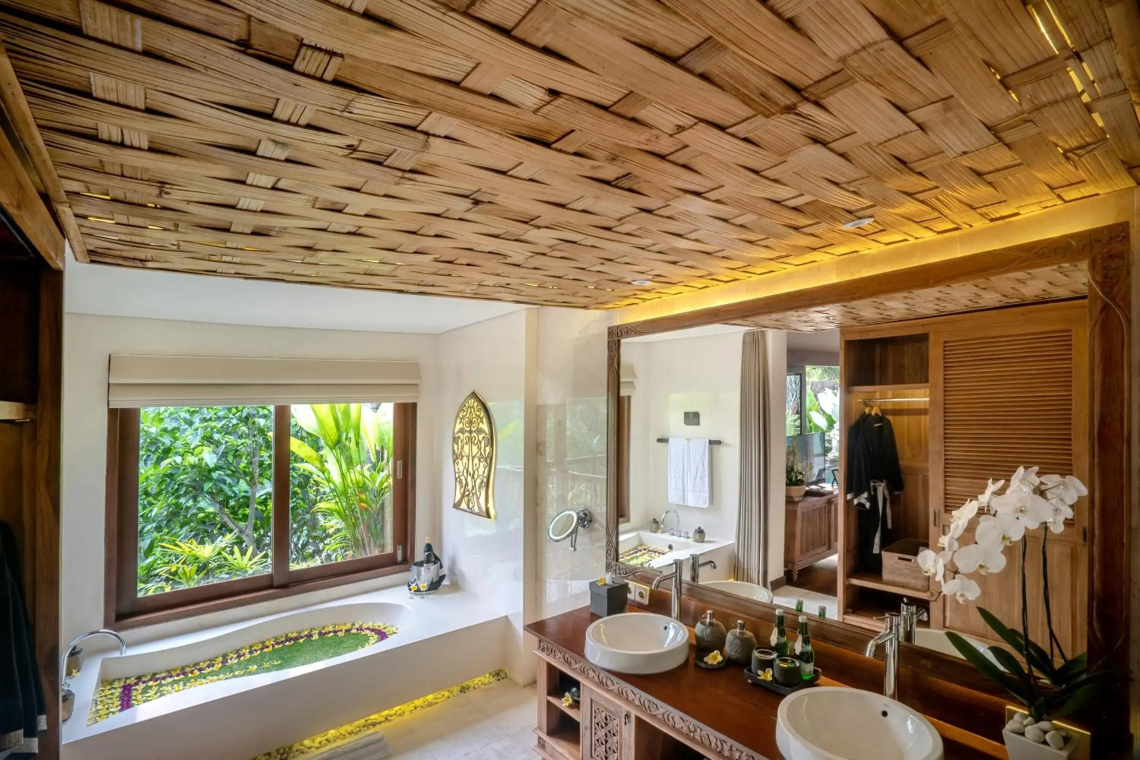 Photo - The Kayon Jungle Resort