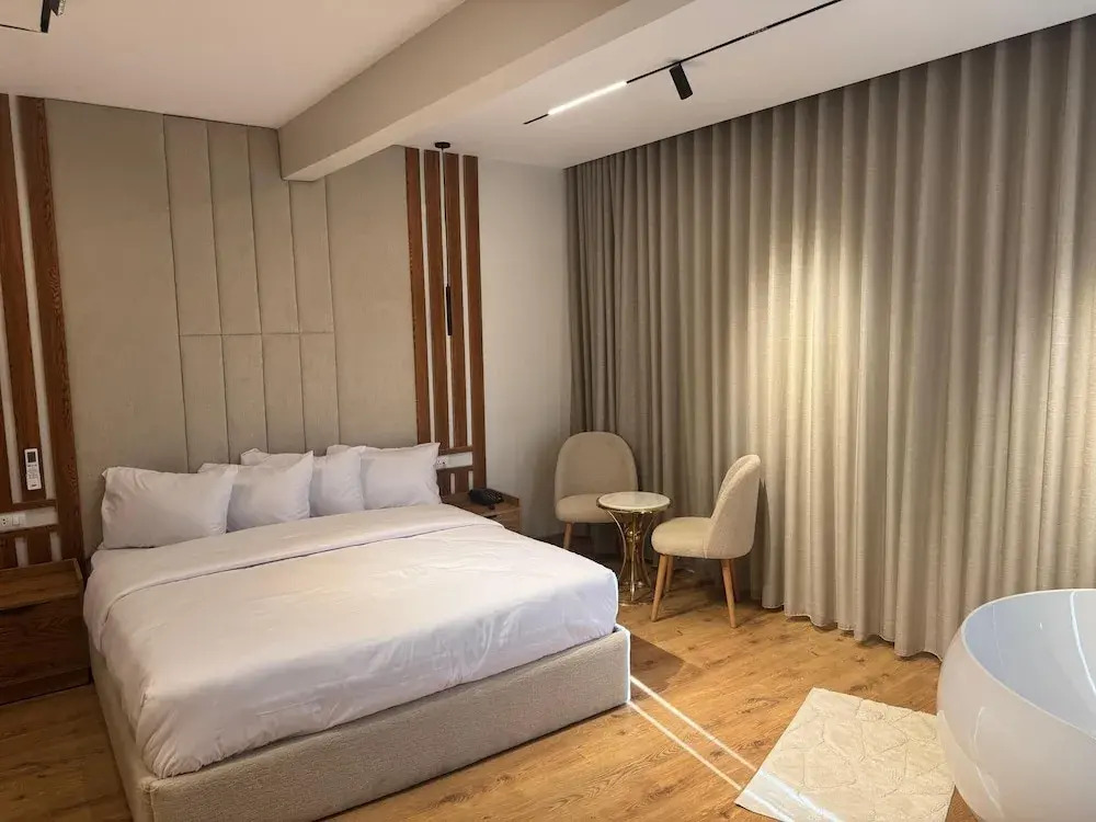 Photo - Palacio Pyramids Hotel