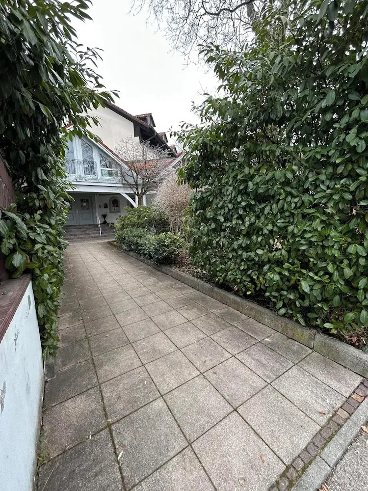 Photo - 2-Rent Group Hostel Rooms AUB162