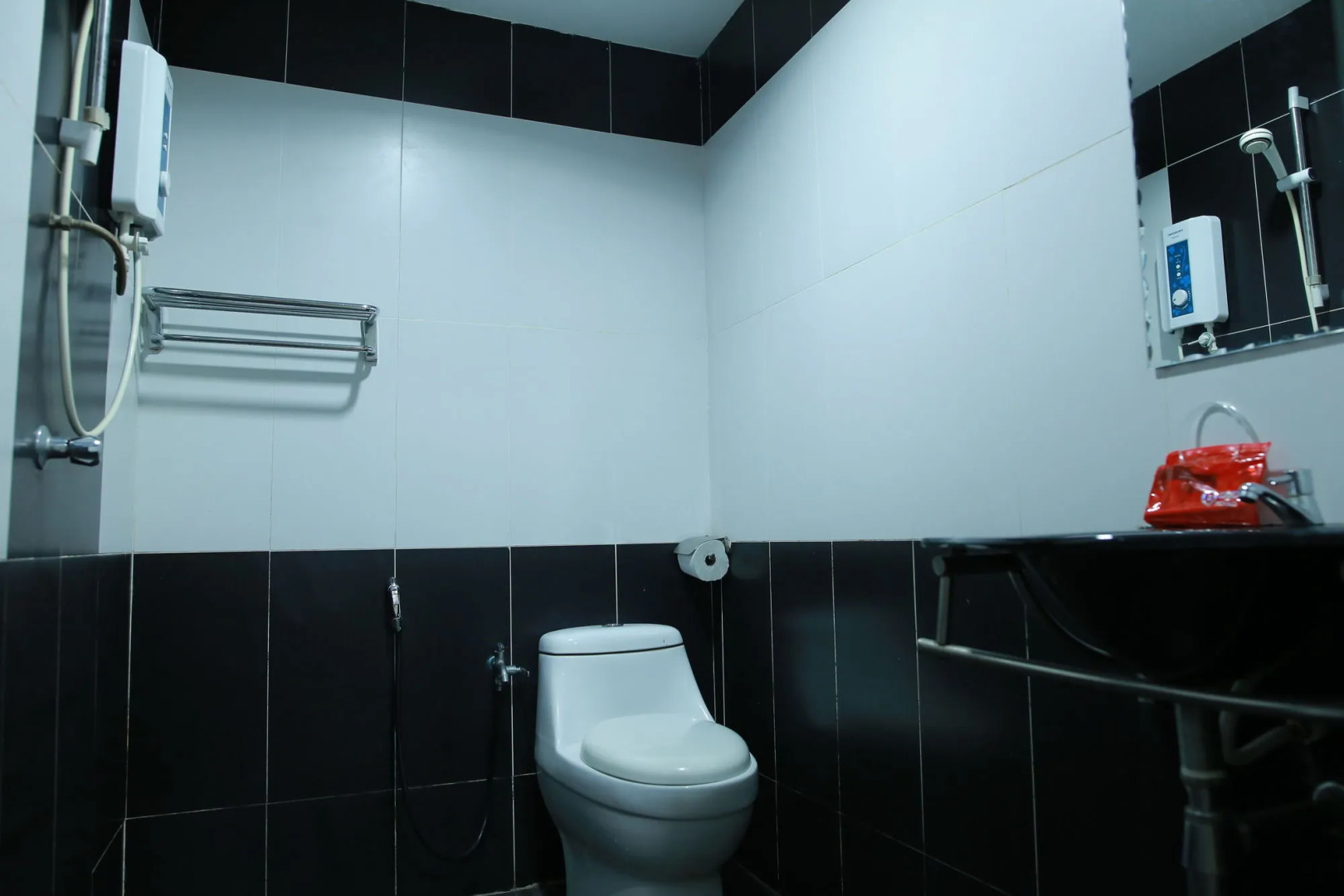 Photo - Safari Hotel