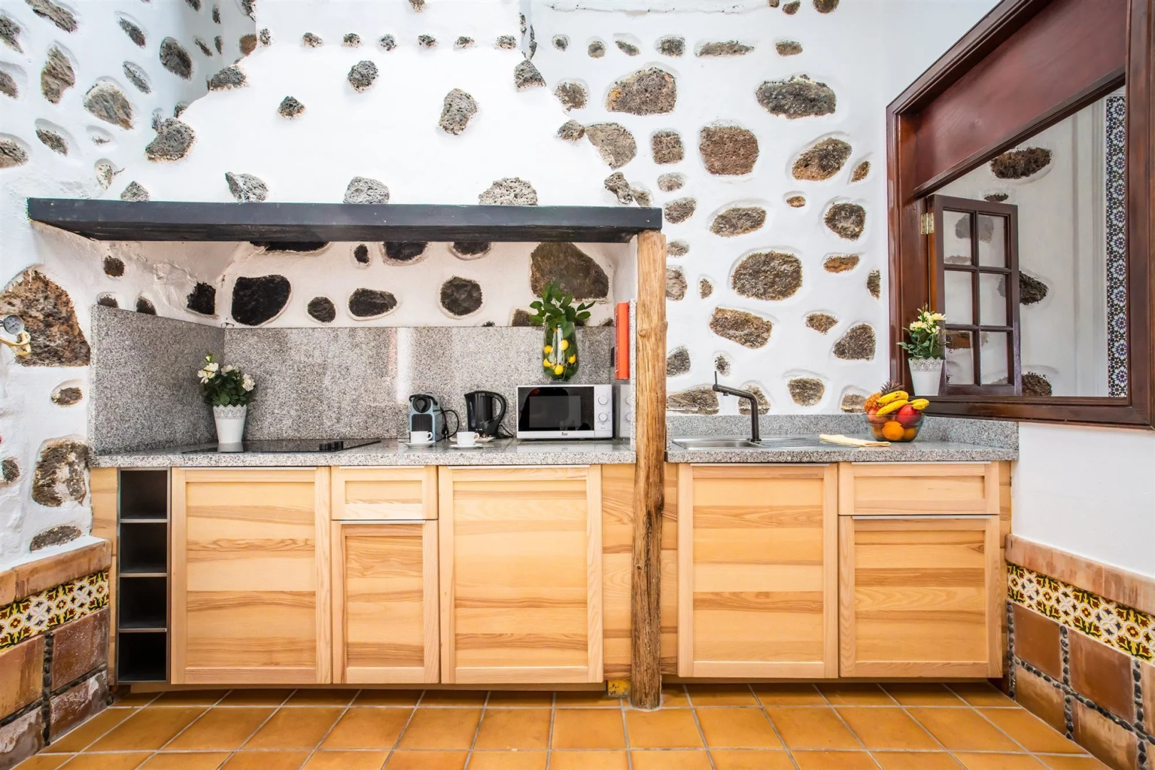 Photo - El Charco Suites