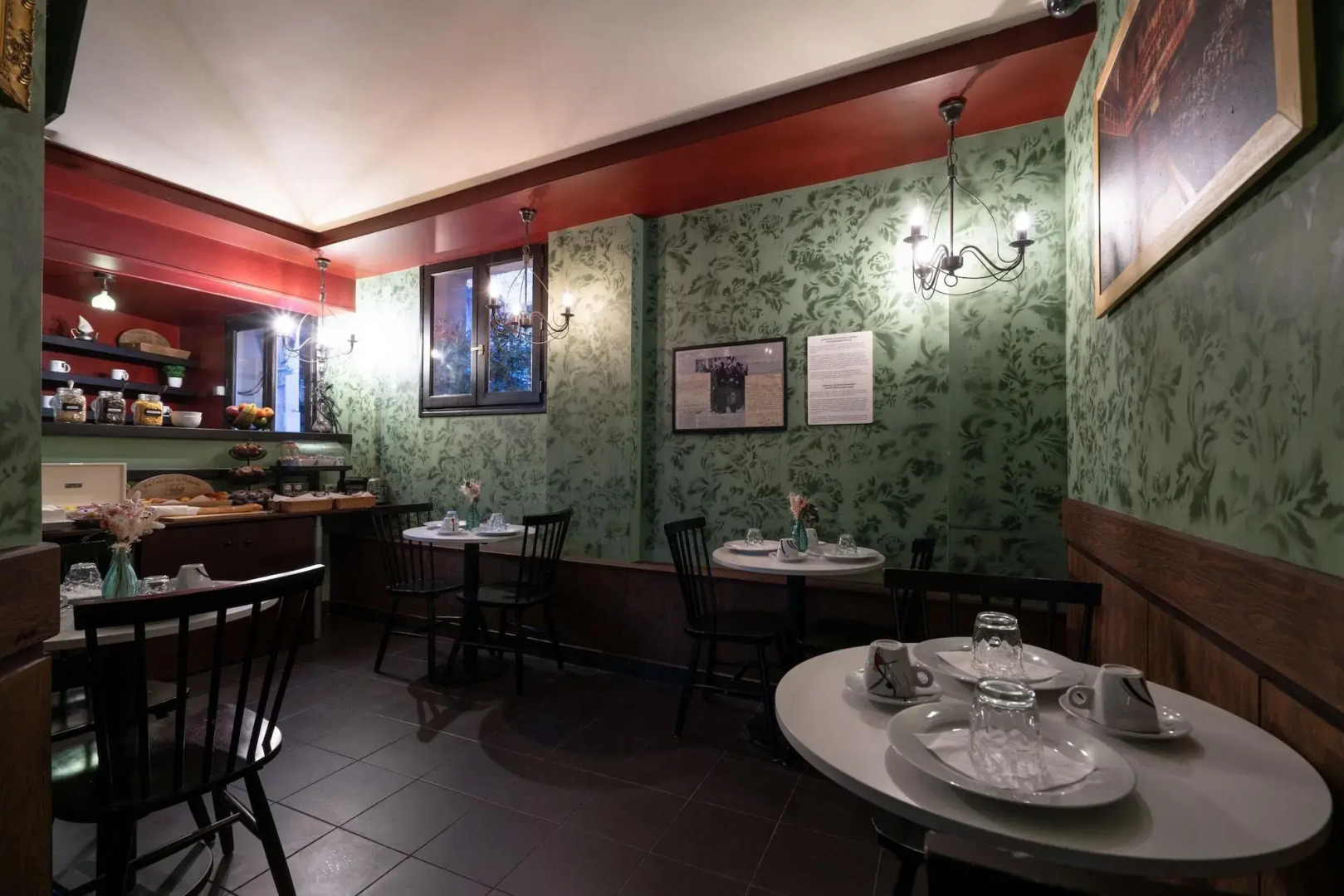 Foto - Walled off Hotel Paris