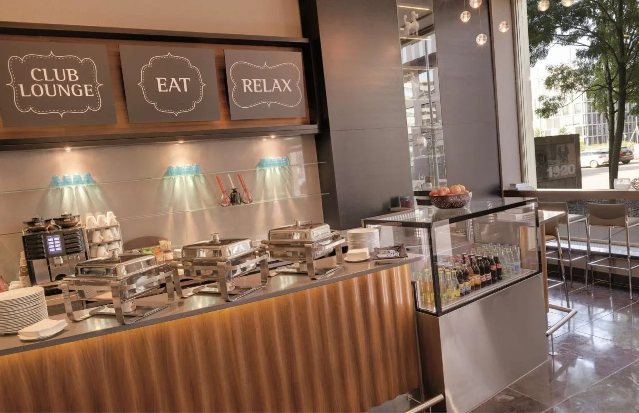 Photo - Renaissance Zurich Tower Hotel