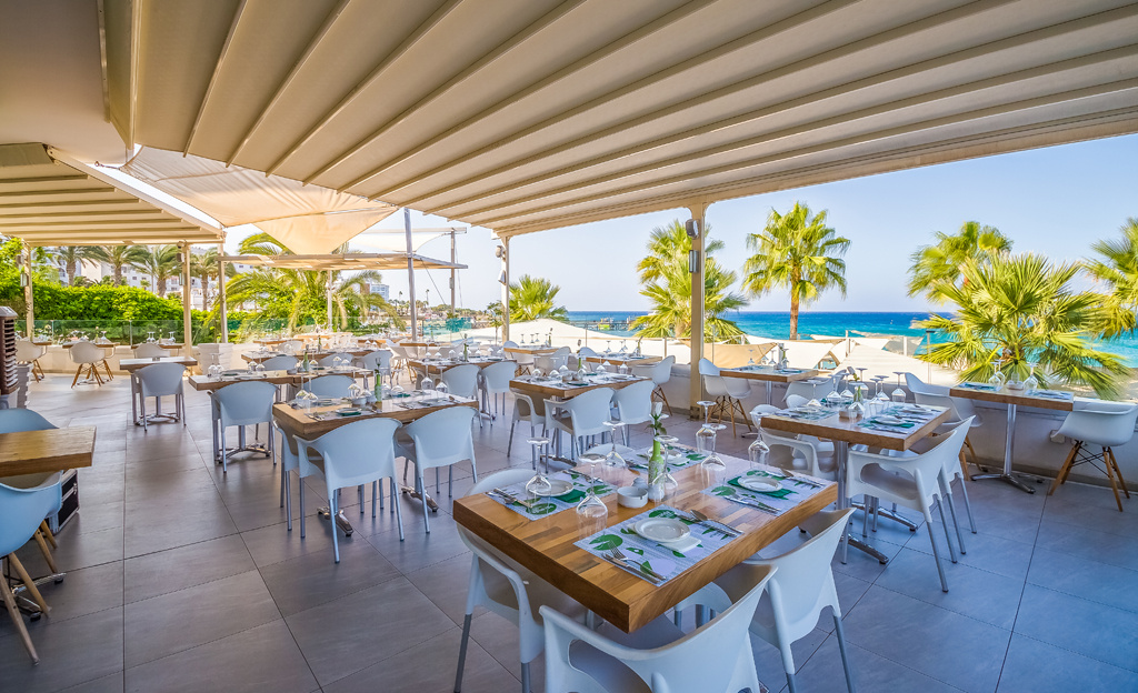 Photo - Vrissaki Beach Hotel